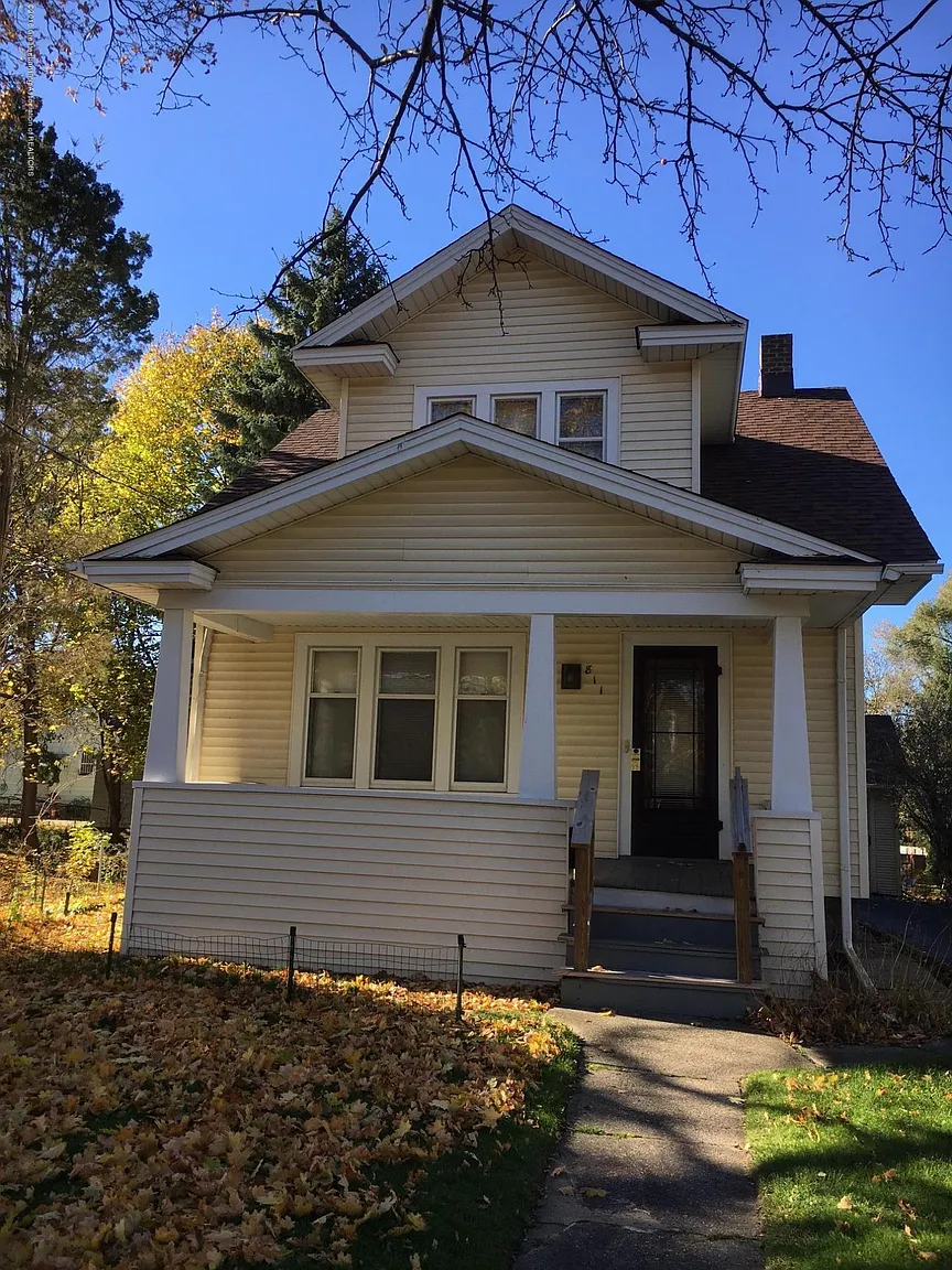 811 E Clark St photo 1