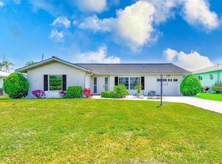 4908 Commonwealth Rd, Palmetto, FL 34221