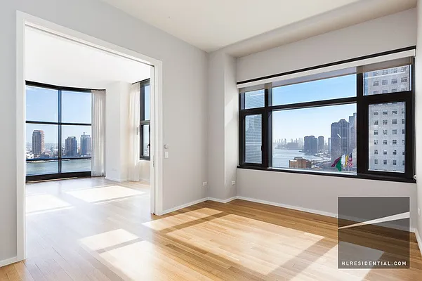 Rented by Highline Residential | media 32