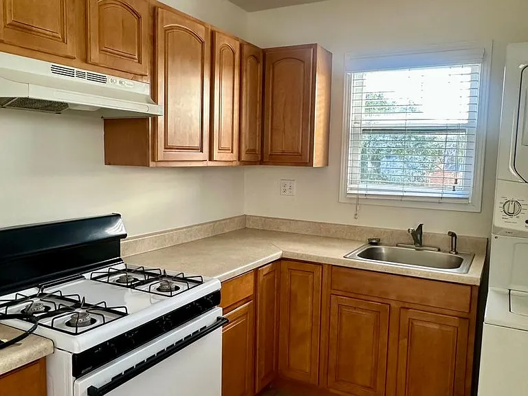 1001-1007 National City Blvd — Photo 2