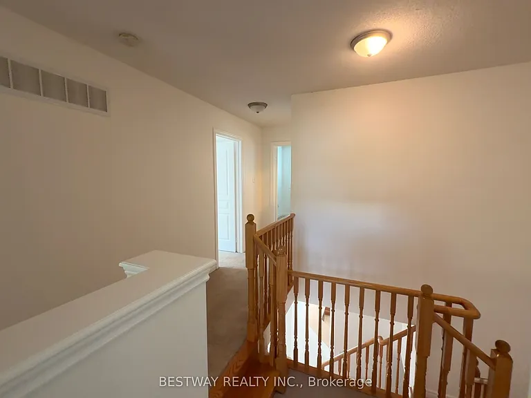 46 Prebble Dr — Photo 9