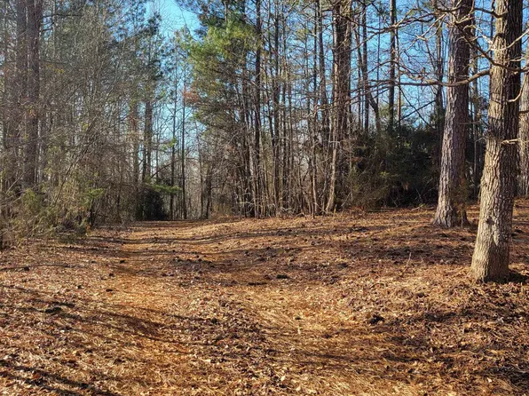 4 Westmoreland Rd, Woodruff, SC 29388