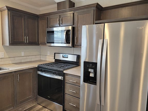 4th image of 38000 Le Chateau Blvd #477