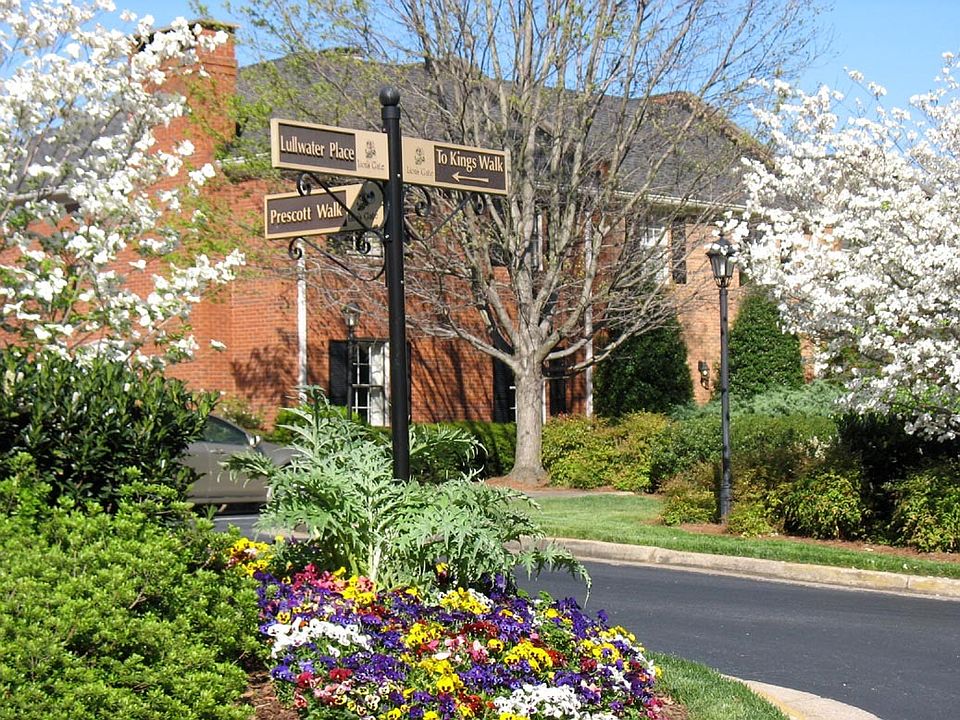 Neighborhood landscaping