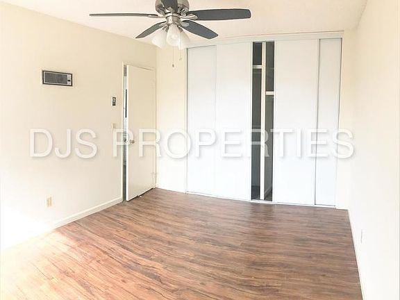 5th image of 4021 Mississippi St APT 5