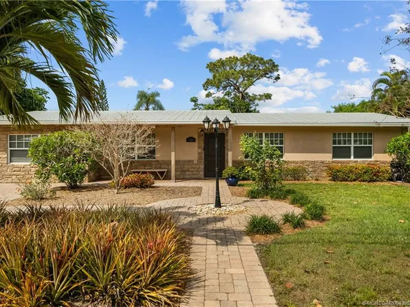 1252 SE Madison Ave, Stuart, FL 34996