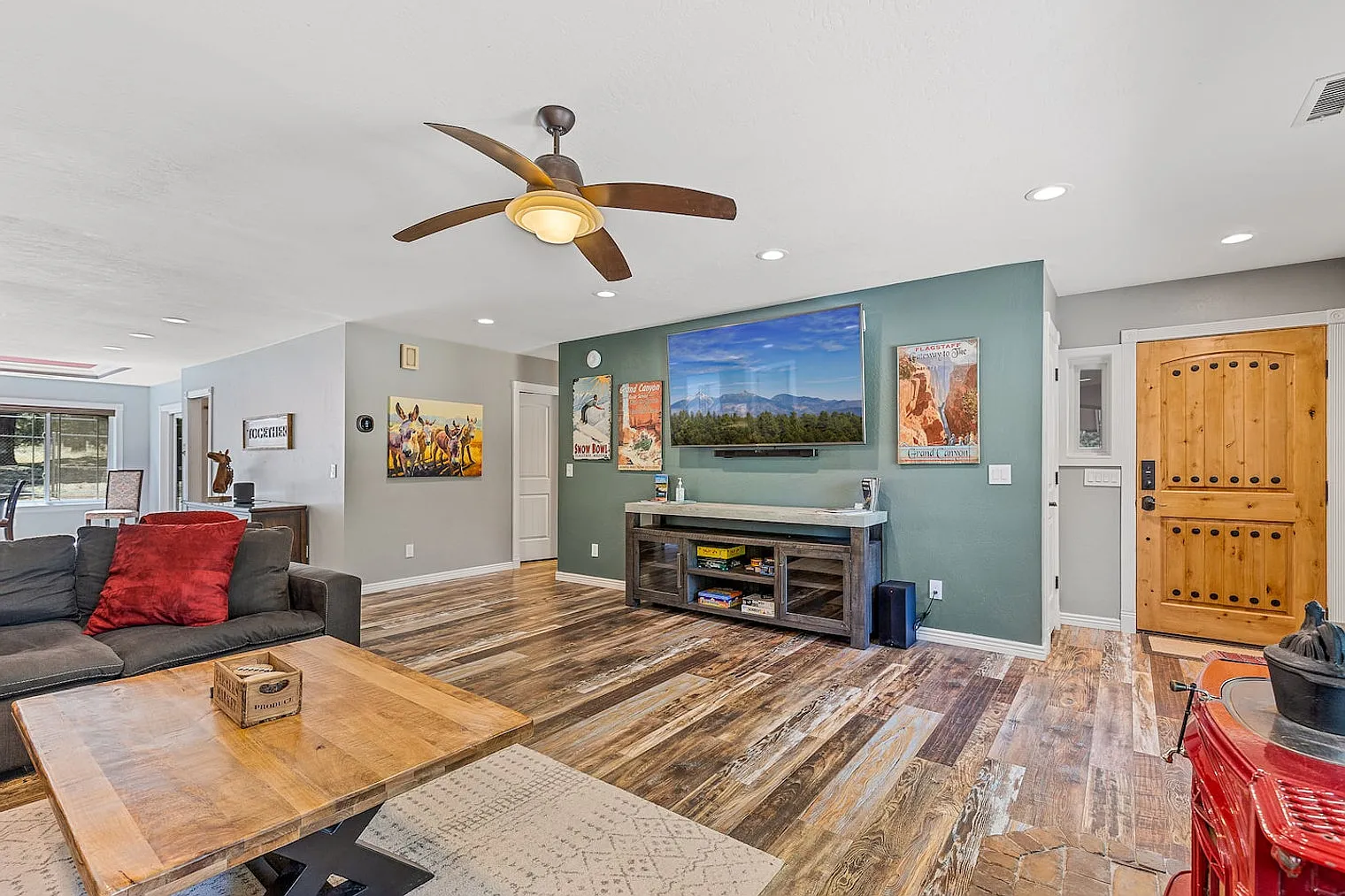 5 bed, 3.0 bath, 2798 sqft, $11,229 — Photo 3