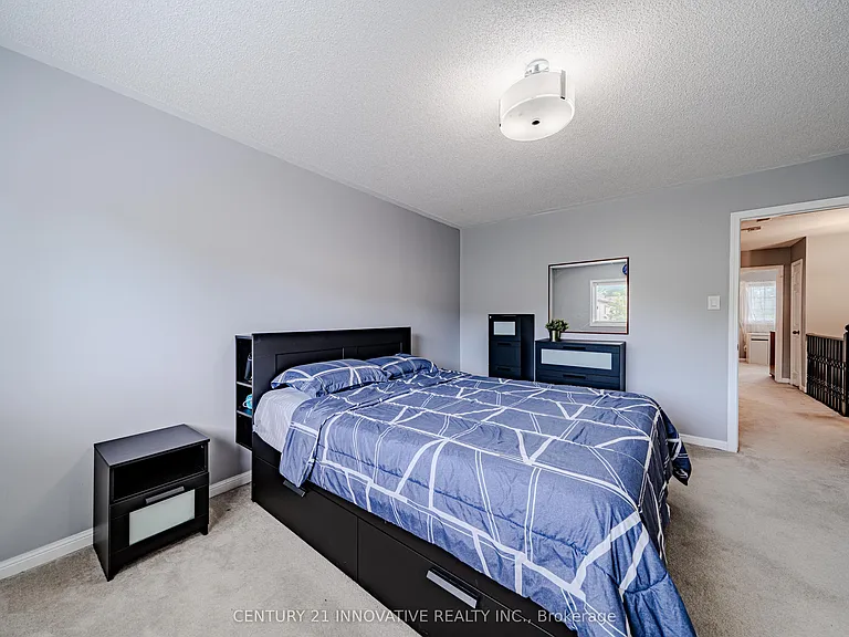 28 Samandria Ave #UPPER — Photo 29
