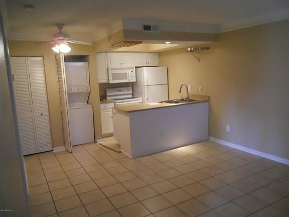 4th image of 100 Fairway Park Blvd Unit 2009