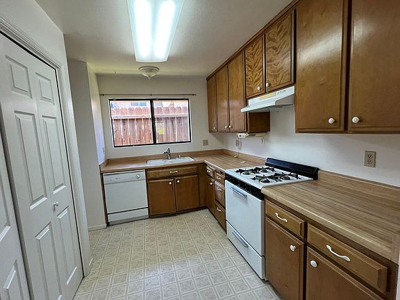 4th image of 2167 Mountain View Dr APT H