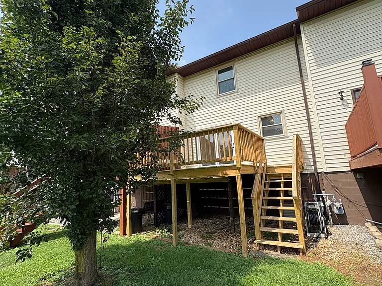 1476 Highway 126 #B8 — Photo 36