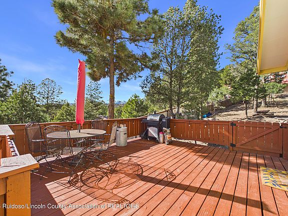 3rd image of 105 Pow Wow Trl