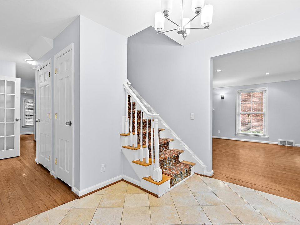 600 Westwood Dr, photo 12