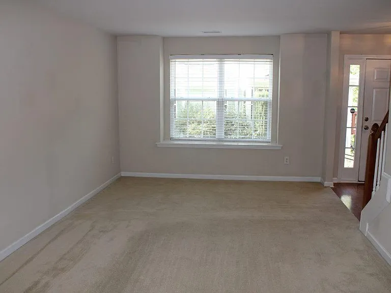 1253 Legacy Greene Ave — Photo 10
