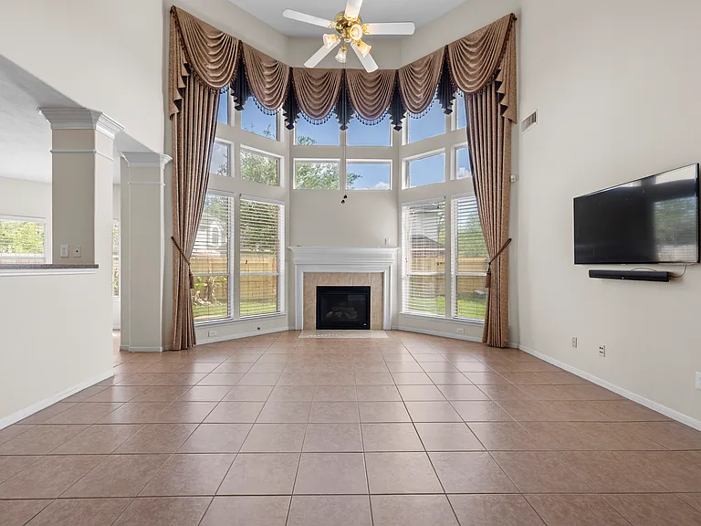 1111 Blue Leaf Dr — Photo 20