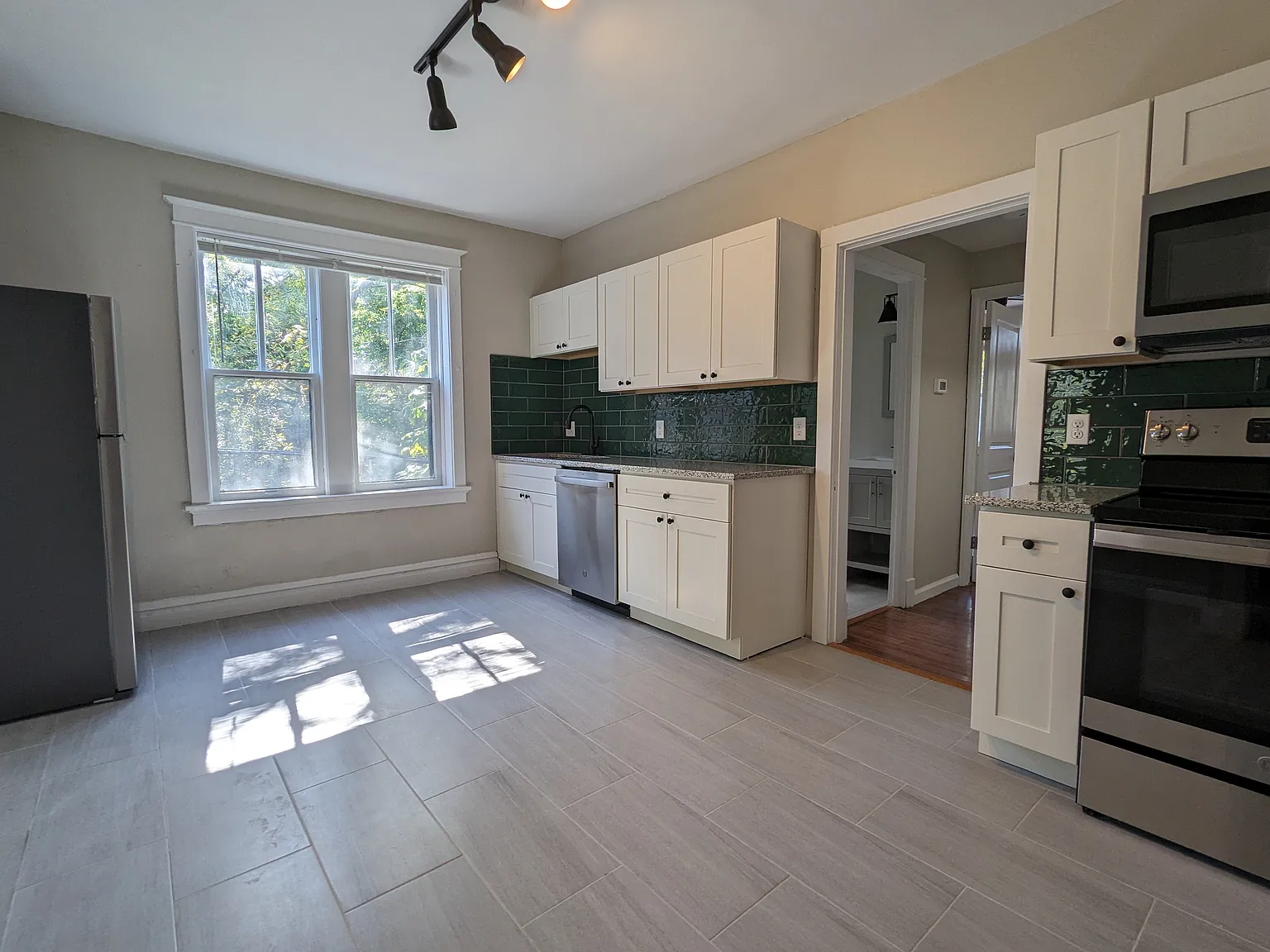 1 bed, 875 sqft, $875 — Photo 4