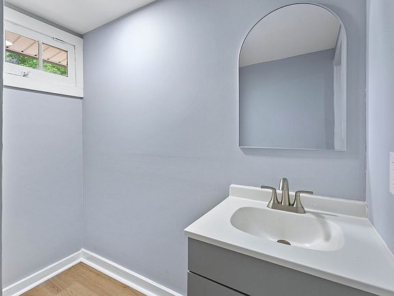 3rd image of 24 Begonia St