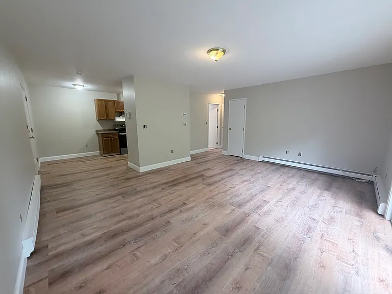 21 Chapel Hill Dr #11 — Photo 4