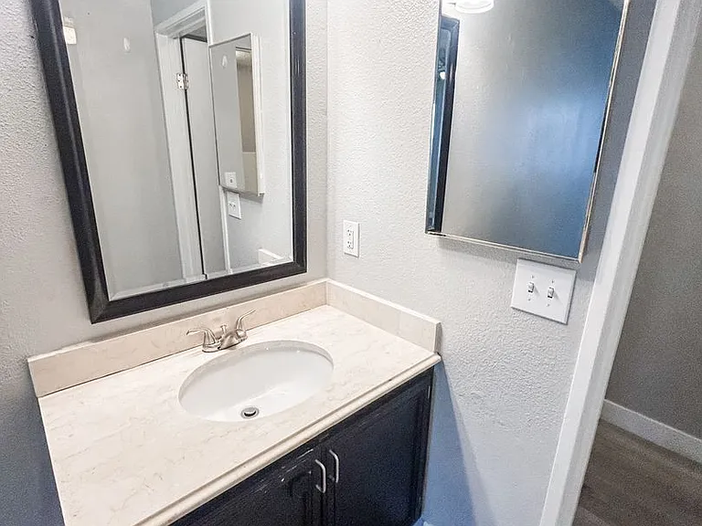 1305 Kari Lee Ct — Photo 13