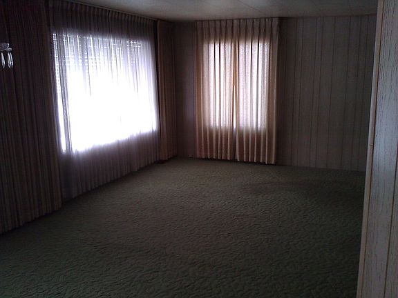 2nd image of 4601 S Aspen Ln