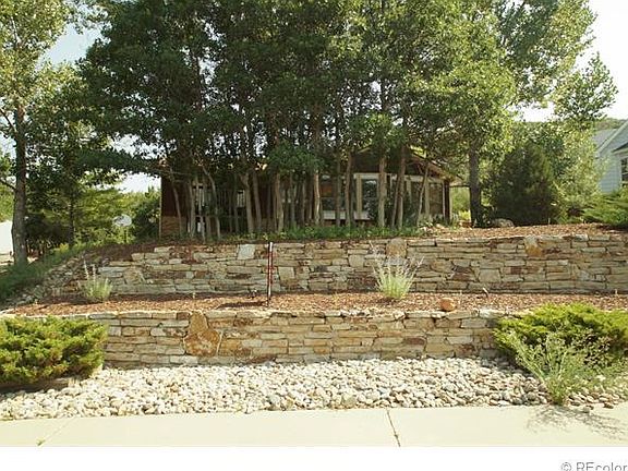 2nd image of 340 S Larkspur Dr