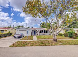 7291 Allen Dr, Hollywood, FL 33024