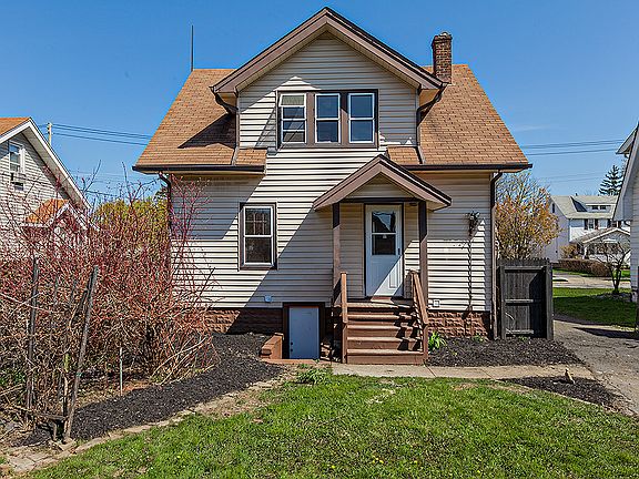 2nd image of 5176 Oakmont Dr