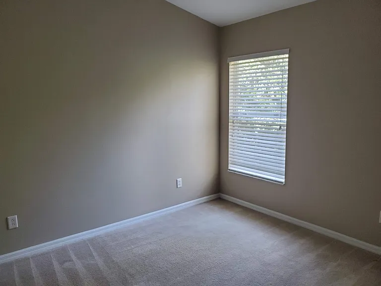 15924 Fishhawk Creek Ln — Photo 17