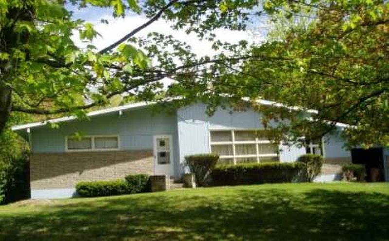 3rd image of 51 HITE Court