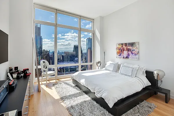 Rented by New York Residence | media 3