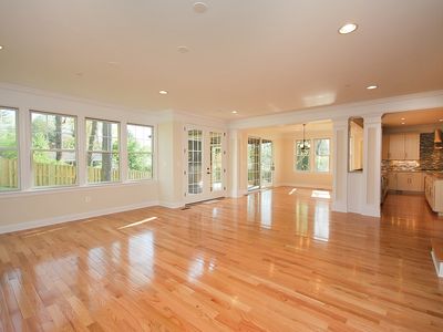 9509 Montgomery Dr, Bethesda, MD, 20814