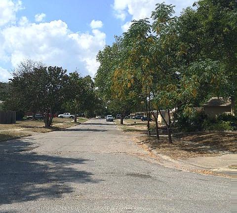 4th image of 1222 Arrowhead Dr