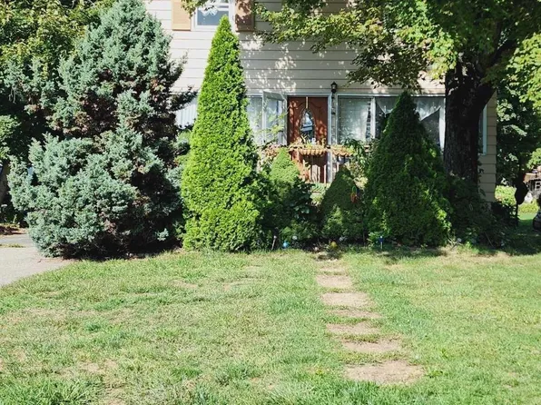 1007 Ringwood Ave, Wanaque, NJ 07465