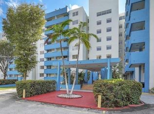 5050 NW 7th St APT 401, Miami, FL 33126