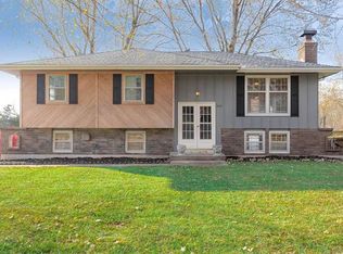 524 S Washington St, Raymore, MO 64083