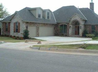 2324 Steeplechase Rd, Edmond, OK 73034