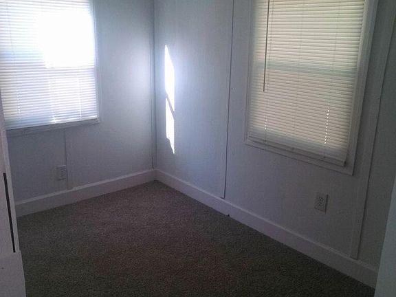5026K BEDROOM - AVAILABLE NOW