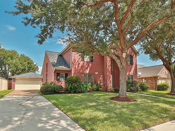 4th image of 6311 Sands Dr