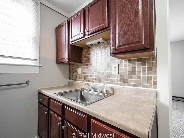 298 N Water St — Photo 13