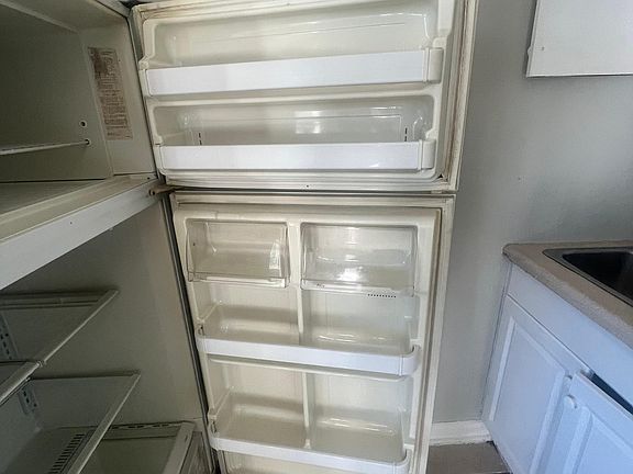 2nd image of 5427 15th St E #4