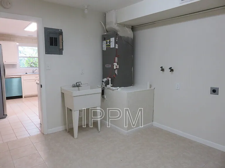 5108 Manana Cir — Photo 42