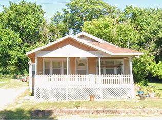 2042 N Washington Ave, Springfield, MO 65803