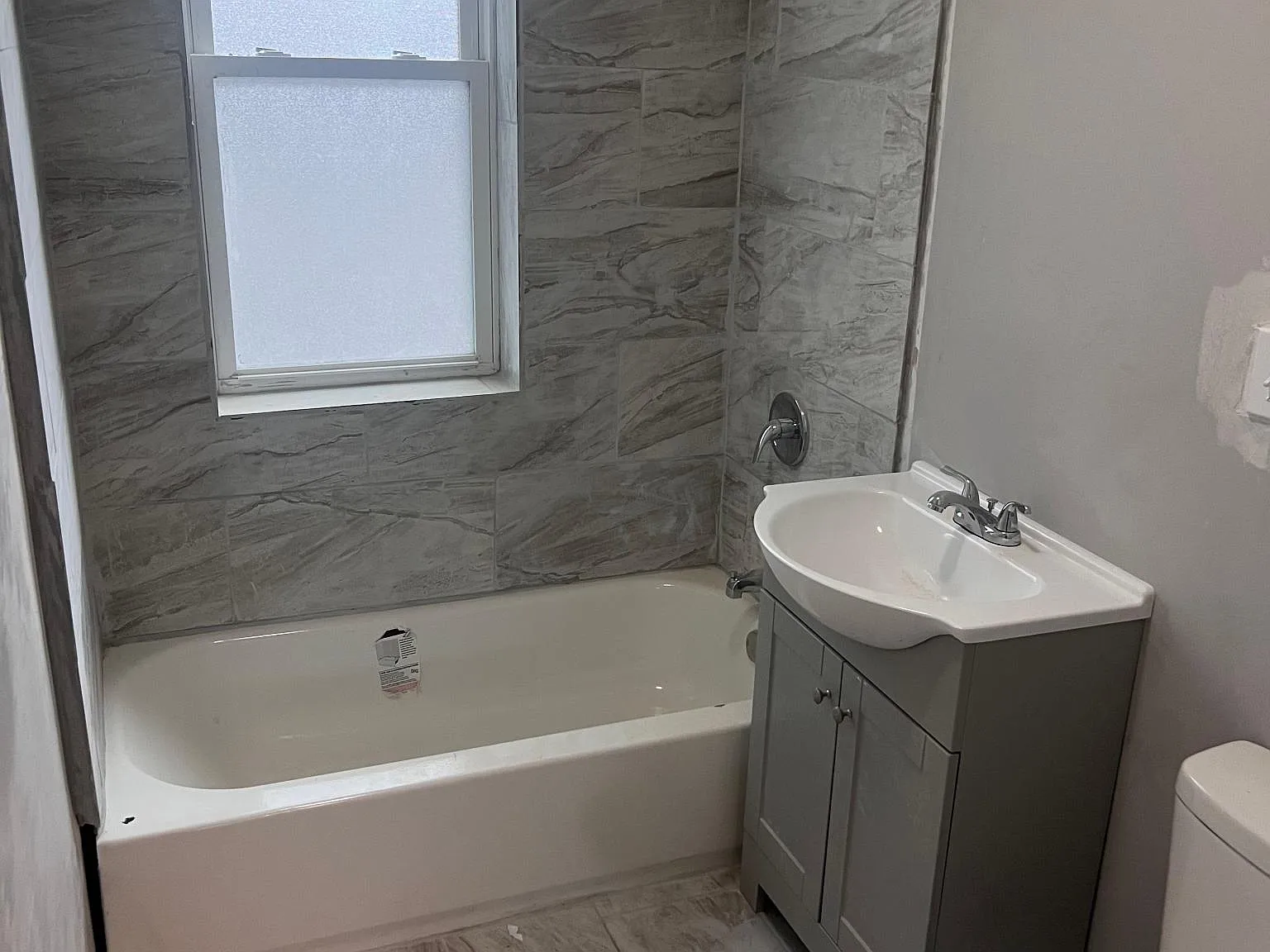 1 bed, 750 sqft, $1,100 — Photo 4