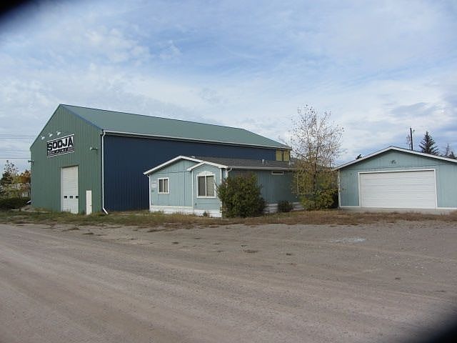 1st image of 102 Dunbar Ave