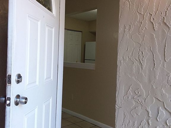 4th image of 8541 Pineverde Ln