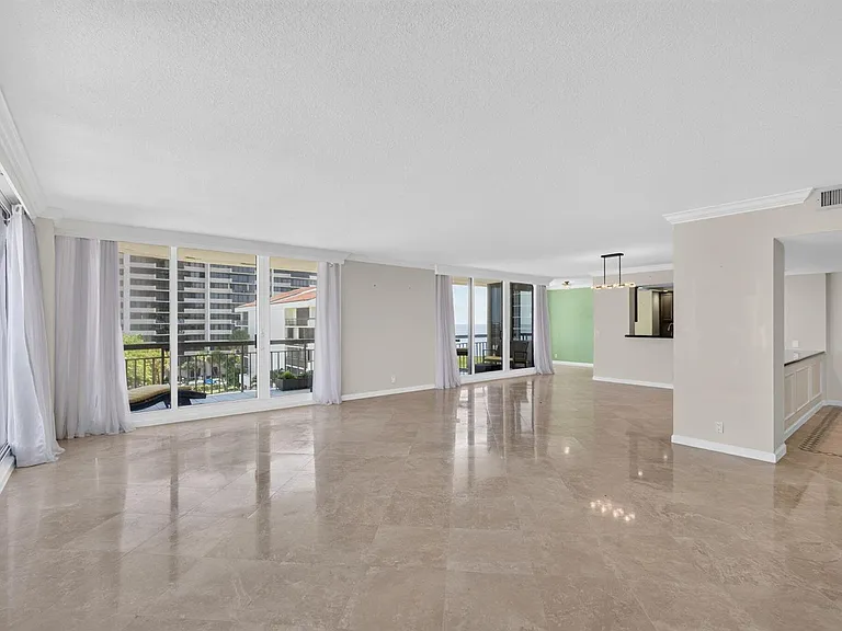 4000 N Ocean Dr #403 — Photo 5