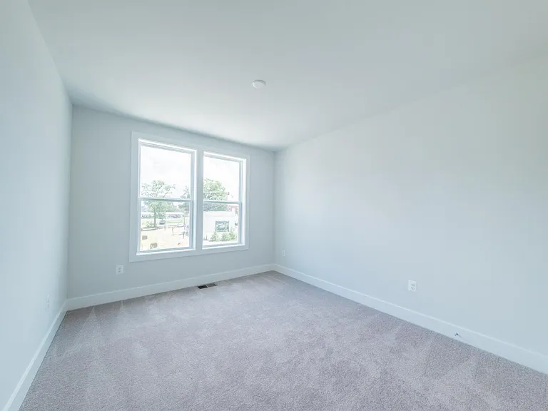 1105 N Lombardy St #A — Photo 39