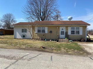1105 Kincaid St, Bowling Green, MO 63334