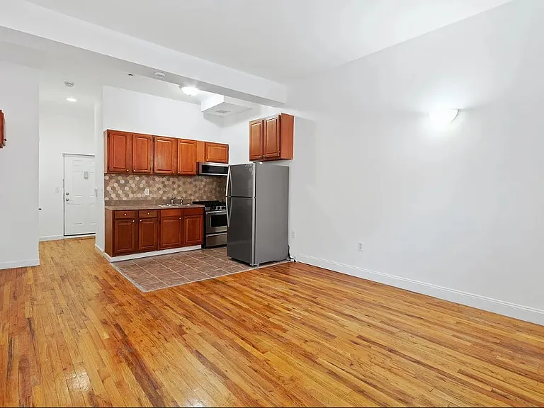 1240 Bedford Ave #1C — Photo 2