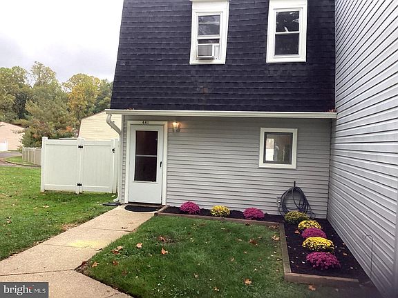 3rd image of 441 Gloucester Rd